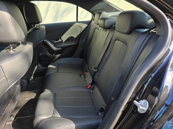 Mercedes-Benz A trieda 200 /T, Mesačne: 304€ - 15