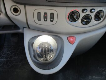 OPEL VIVARO 1,9 CDTI L2H1 2.9T bez koroze 10/2010 - 15