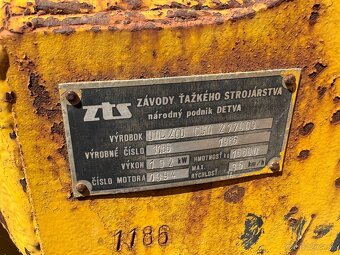 Hon nakladač UNC 200 - 15