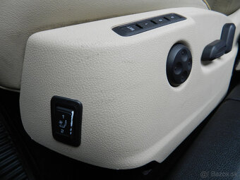Superb Combi 2.0 TDI CR Elegance 4x4 DSG Panorama Webasto - 15