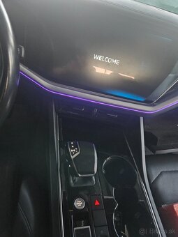 Volkswagen Touareg 3.0 TDI, 2018, full - 15