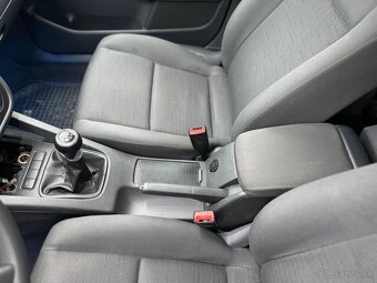Volkswagen Golf 5 - 15