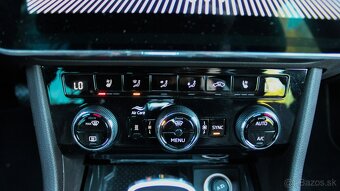 Škoda Superb Combi 2.0 TDI SCR L&K 4x4 DSG, Slovenské auto - 15