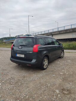 Peugeot 5008 1.6 HDi 2/2013 Allure + ťažné zariadenie - 15