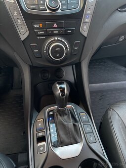 Hyundai Grand santa fe - 15