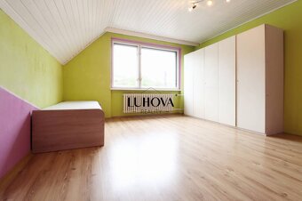 Priestranný a veľkorysý 6-izbový rodinný dom_Záriečie - 15