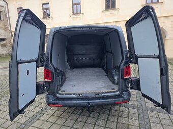 Volkswagen T6 Transporter 2.0 TDI M5 Navi Ťažné Orig. KM - 15