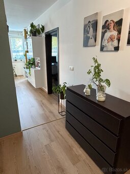 Predaj 2-izbového bytu s predzáhradkou a parkovaním v Rači - 15