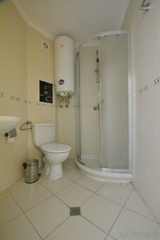Apartmán 3+kk s verandou a výhledem na bazén sv.Vlas BG - 15