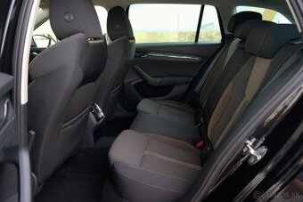 Škoda Octavia Combi 2.0 TDI Scout 4x4 DSG - 15