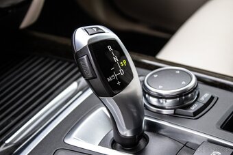 BMW X5 xDrive30d A/T - 15