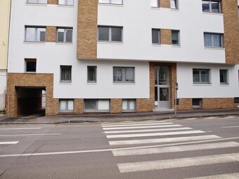 Prenajmem 2 izbový byt s balkónom  v centre Žiliny - 15