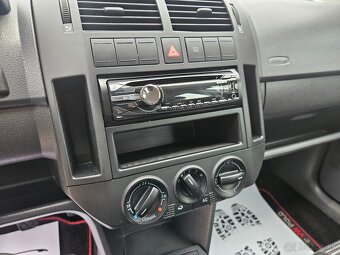 VOLKSWAGEN POLO 1.2HTP 2009 - 15