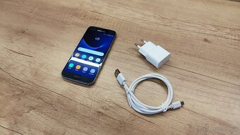 Samsung Galaxy S7 black - super stav - 15