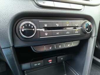 Kia Ceed T-GDi Silver 2022 1.majiteľ (Možný odpočet DPH) - 15