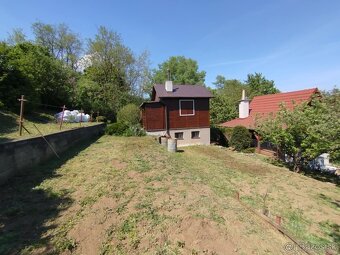 Záhradka s chatou Darmovise - 15