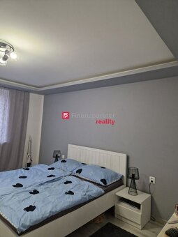 ZNÍŽENÁ CENA(F142-12-REME) 4-izbový rodinný dom v obci  - 15