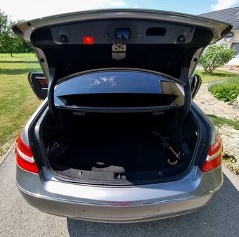 Mercedes E 250 CDI C207 coupe - 15