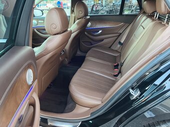 Mercedes-Benz E 220d AMG line 9G - 15