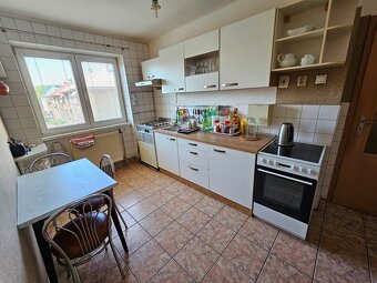 5 izbový mezonetový byt 136 m2 s garážou Horný Hričov - 15