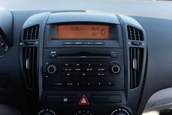 Kia Ceed 1.6 CRDi VGT LX - 15