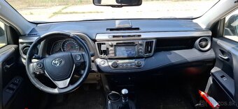 Predám Toyota RAV4 2.2 l D-4D Active 2015 vo výbernom stave - 15