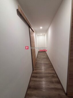 Pekný zrekonštruovaný rodinný dom v obci Ohrady (F034-12-PEF - 15