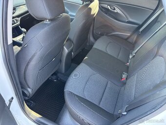 Hyundai i30 v zaruke - 15