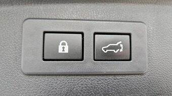 Subaru Outback 2.5i ES Touring AWD Lineartronic- Rezervované - 15