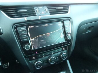 Škoda Octavia Combi 2.0 TDI DPF RS - 15