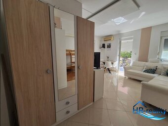 ☀NOVALJA (HR) - 2-izbový byt 45 m2 na prízemí so záhradou - 15