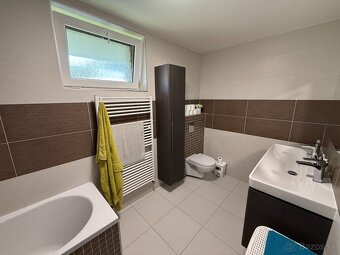 Exkluzívne APEX reality 5i. RD v Dvorníkoch, bazén+dvojgaráž - 15