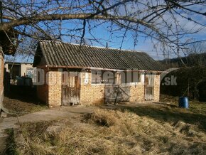 REZERVOVANÉ : 3 izbový rodinný dom v obci Dubník s veľkým po - 15