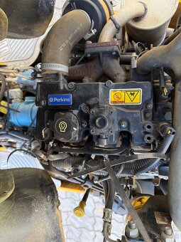 Minibagr JCB 8008CTS - 15