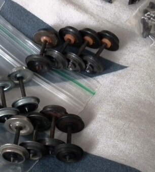 Predam H0 Doplnky Model. Zeleznicky - 15