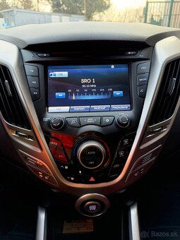 Hyundai Veloster 1.6 GDI - 15