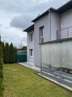 Dvojgeneračný rodinný dom - 15