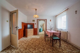 NA PREDAJ: Dom Harakovce a pozemok 2505 m2, okr. Levoča - 15