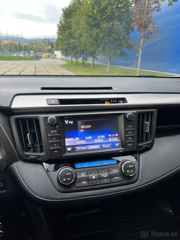 Toyota RAV4 2.0 Benzín - 15