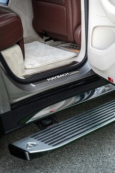 Mercedes-Benz GLS 600 MAYBACH - 15
