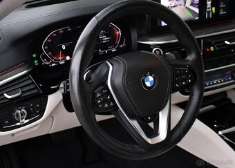 BMW Řada 5 540i xD LUXURY HUD LASER TAŽNÉ 245 kw - 15