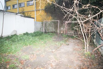 Veľký 4 izbový byt- Garáž- Vlastná záhrada - 15