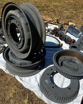 Náhradné diely Tatra 603/2 - 15