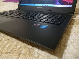 Lenovo. Intel i3. SSD 256 GB. 16 GB. Baterka dobrá. 15,6 FHD - 15