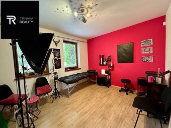 TRNAVA REALITY - Na predaj zariadený 5-izbový RD Leopoldov N - 15