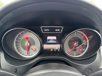 ✅️ Mercedes-Benz GLA 200 d A/T ✅️ - 15