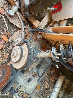 Caute mám tu veľa dielov na BMW e39 e46 - 15