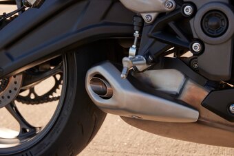 Predám Triumph Daytona 660 - 15