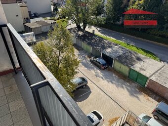 Na predaj veľký 3 - izbový byt na Hlavnej ulici v Trnave - 15