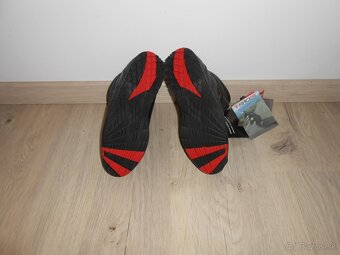 Predam krasny uplne novy damsky moto komplet o velkosti XS - 15